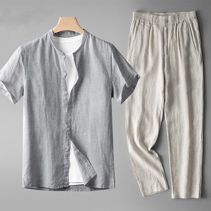 Comfortable women's two-piece linen set. Relaxed fit top & pants for breathable spring & summer lounge wear.