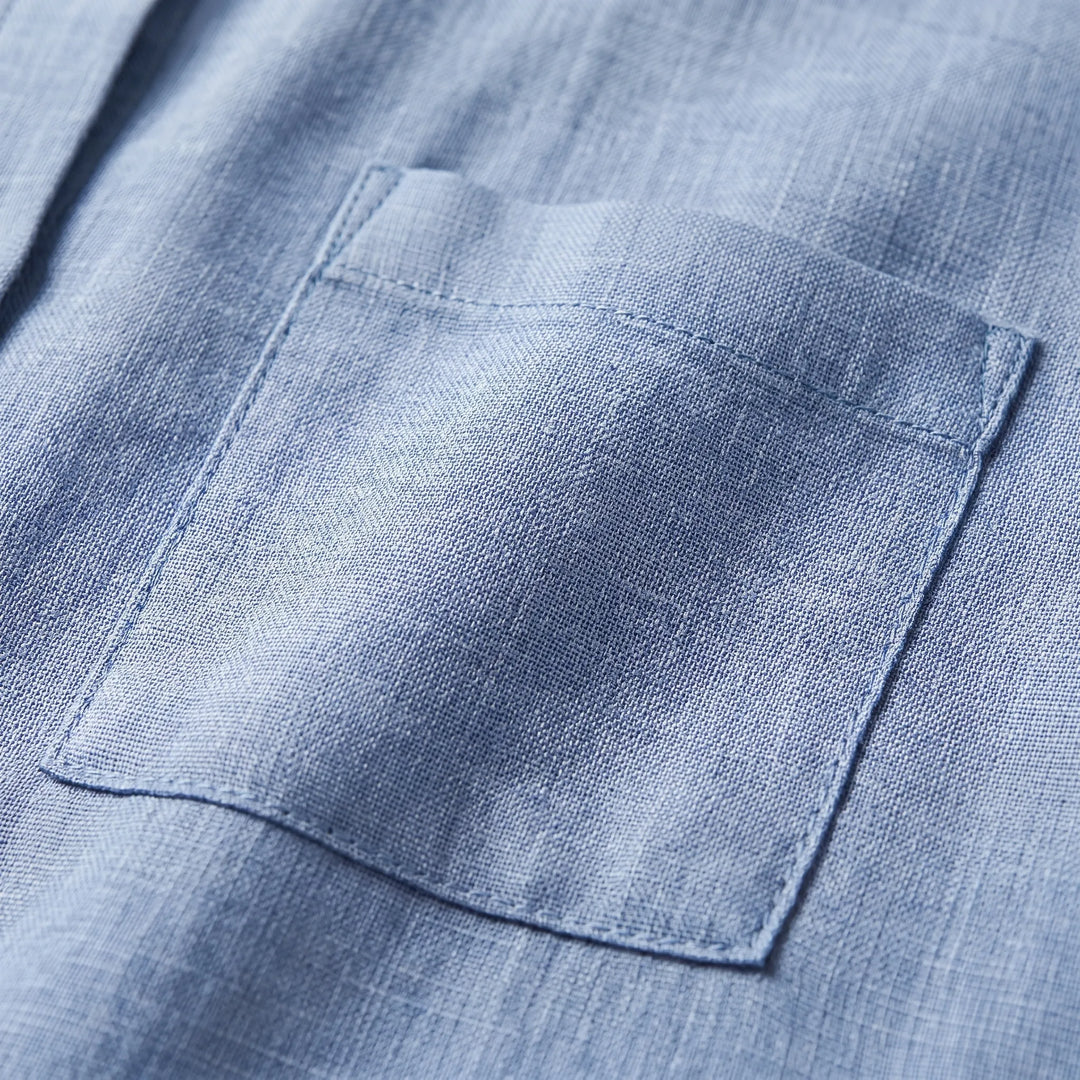 Versatile women's button-up shirt with relaxed fit, long sleeves. A classic casual top for everyday and smart casual wear.