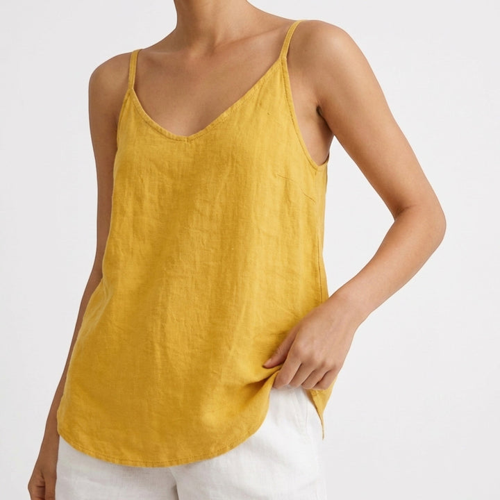 Easy-wear women's spaghetti strap tank, relaxed fit, perfect for daily wear.
