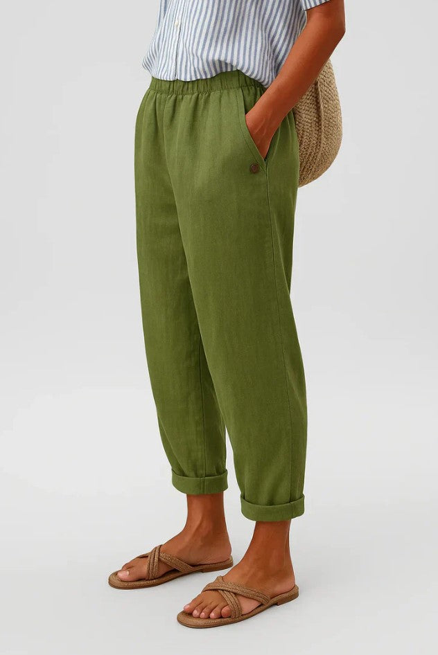 Versatile women's relaxed fit casual pants with an elastic waist, perfect for effortless spring & summer styling.