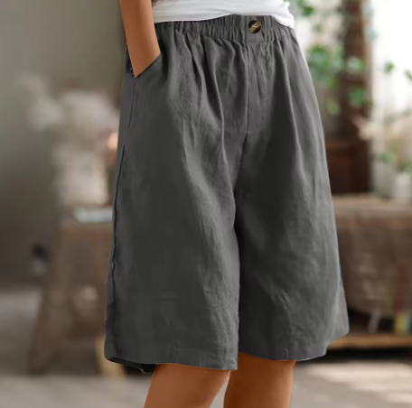 Close-up of elastic waistband on Women's Renee comfort shorts, ensuring a snug and flexible fit.
