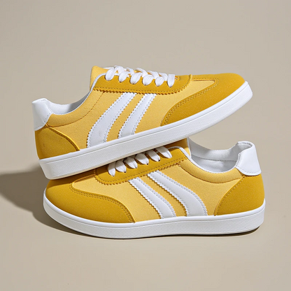 Women's retro 80s comfort sneakers in a timeless vintage style. Perfect for casual everyday wear & street fashion.