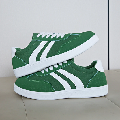 Fashionable women's comfort shoes, retro 80s sneakers with durable design for street style and everyday wear.