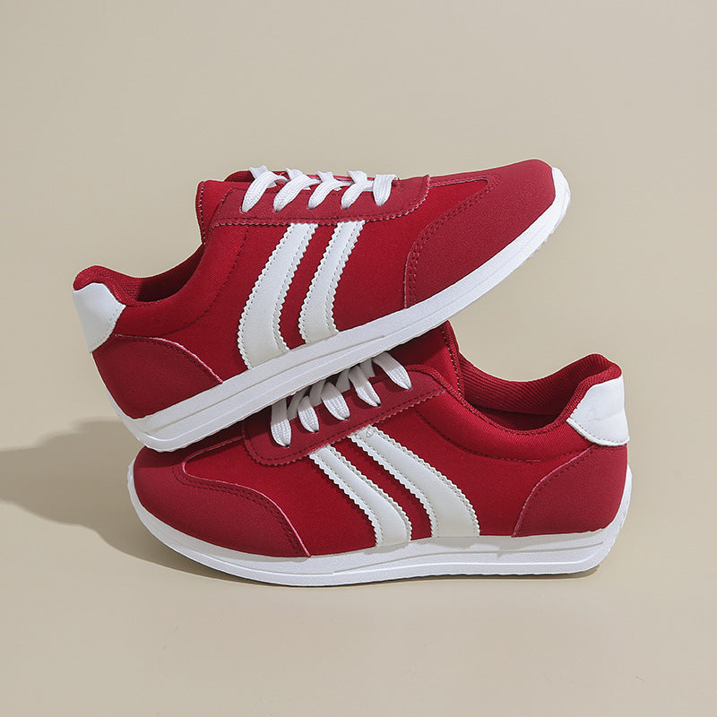 Comfortable women's retro sneakers. Vintage 80s style footwear, perfect for casual outings or fashion statements.