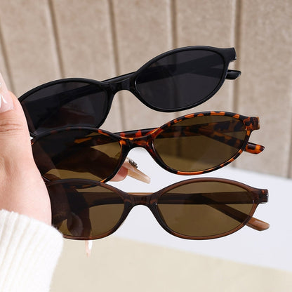 Stylish women's retro 90s cat-eye sunglasses 3-pack with UV400 lenses.