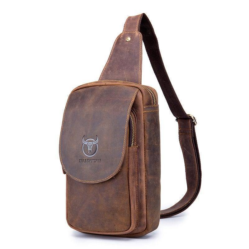 Stylish women's vintage leather travel handbag, perfect fashion accessory for daily use