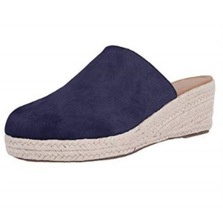 Women's retro platform wedge sandals, a chic and comfortable choice for summer.