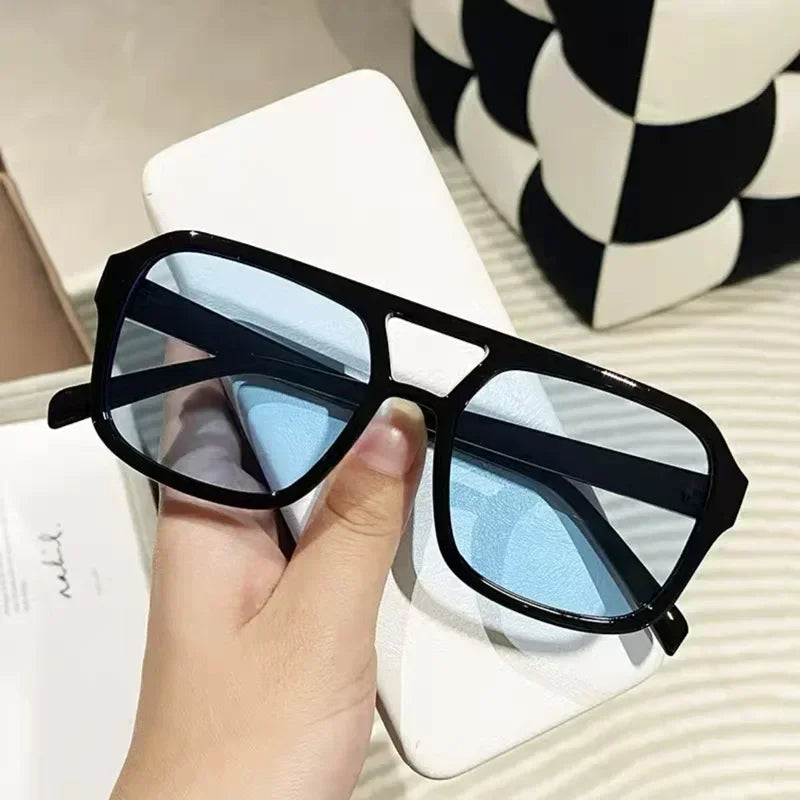 Women's fashionable retro square frame sunglasses, prismatic UV protective eyewear.
