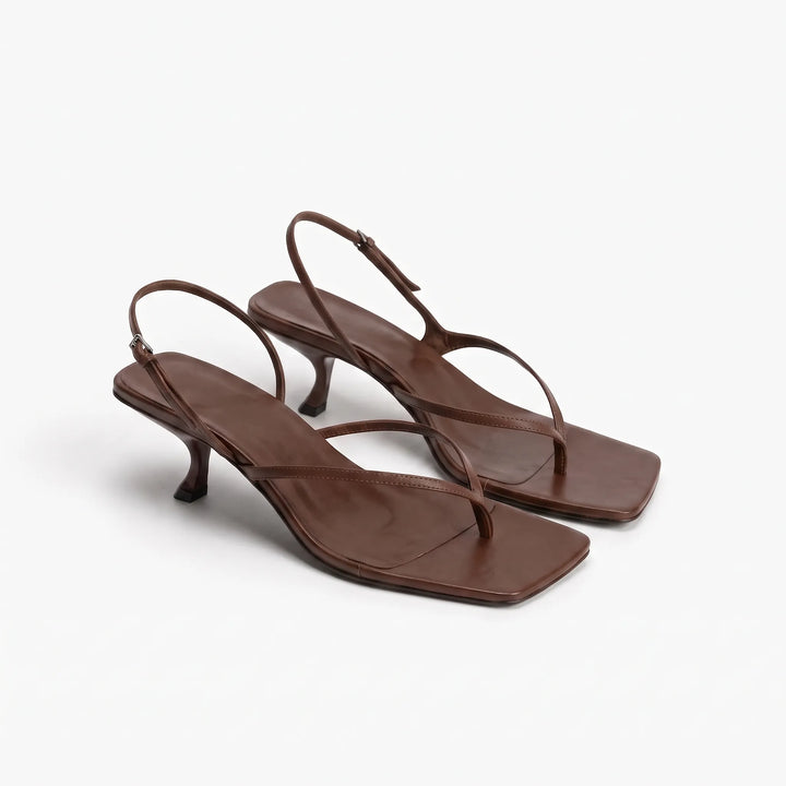 Comfortable women's retro square toe kitten heel sandals, perfect for summer elegance.
