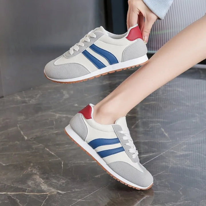 Women's casual lace-up sneakers with retro stripes & colourblock design, comfortable for daily wear.