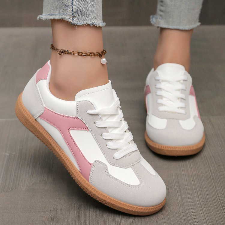 Women's comfortable retro striped sneakers, perfect vintage footwear for everyday fashion and street style.