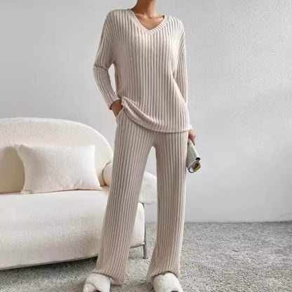Women's ribbed knit V-neck two-piece lounge set, perfect for comfortable casual wear at home.