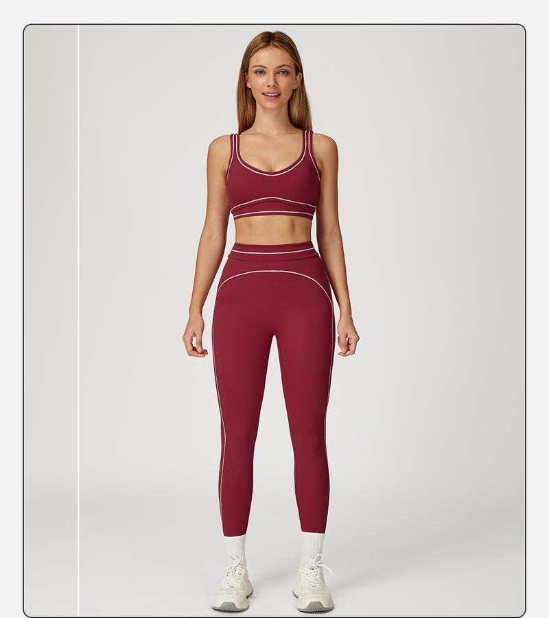 Women's sculpting active set: high-rise leggings & supportive sports bra for yoga & workouts.
