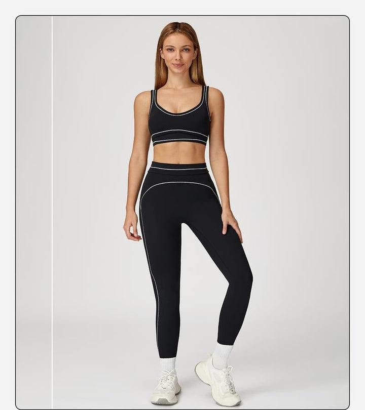 Comfortable women's athletic set: a high-rise legging and sports bra, perfect for fitness.