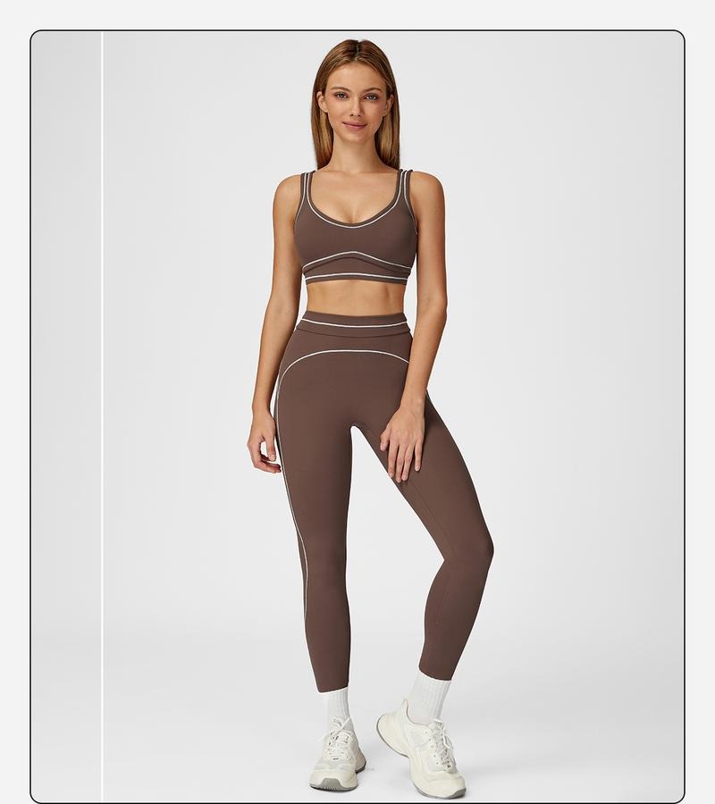 Sculpting yoga set for women featuring high-rise leggings and a stylish, supportive sports bra.