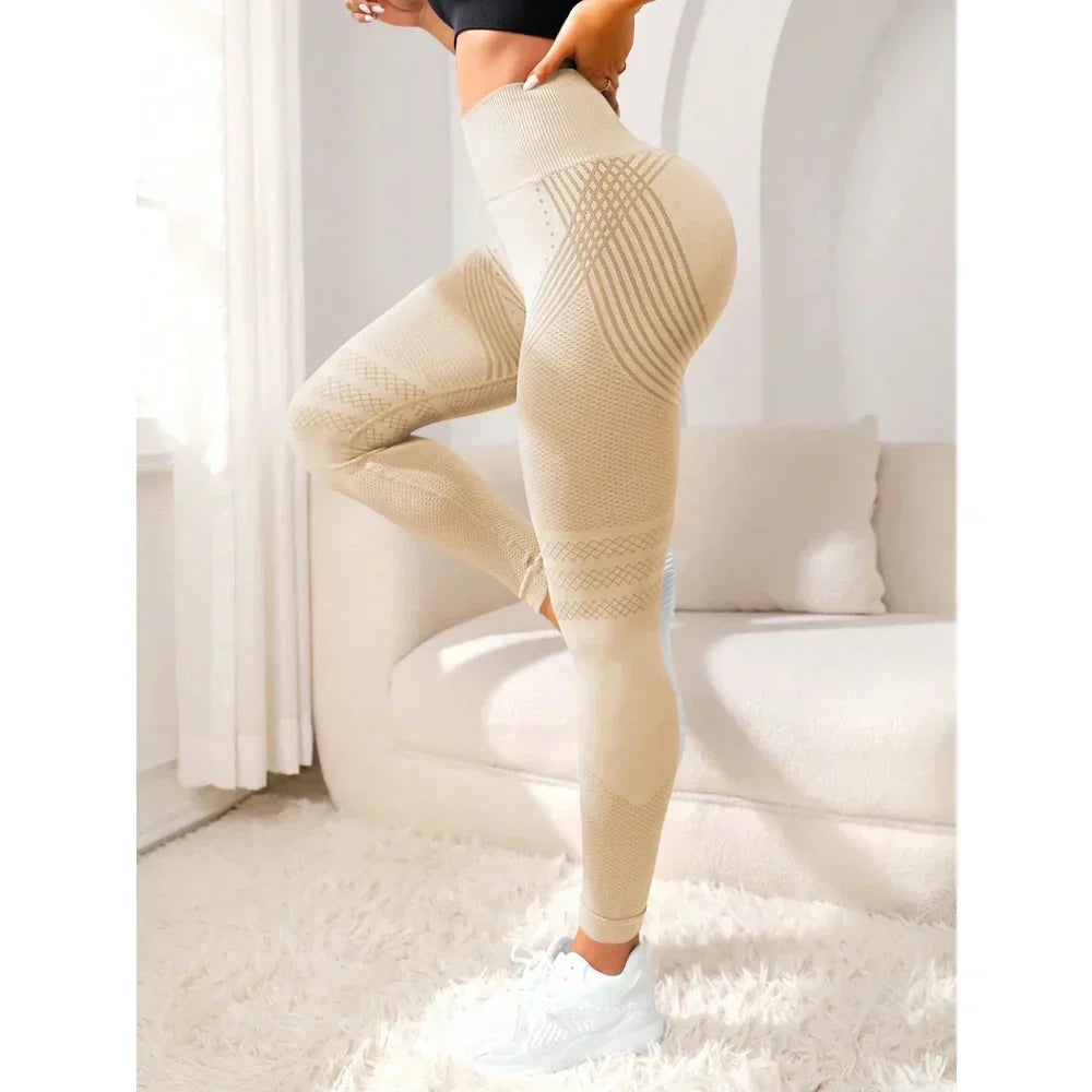 High-waist seamless leggings for women, enhancing curves. Perfect for yoga, gym & activewear comfort.