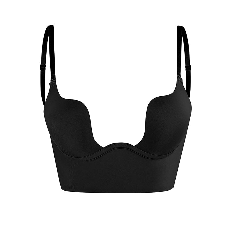 Comfortable women's seamless body shaper with adjustable straps, perfect as an invisible undergarment.