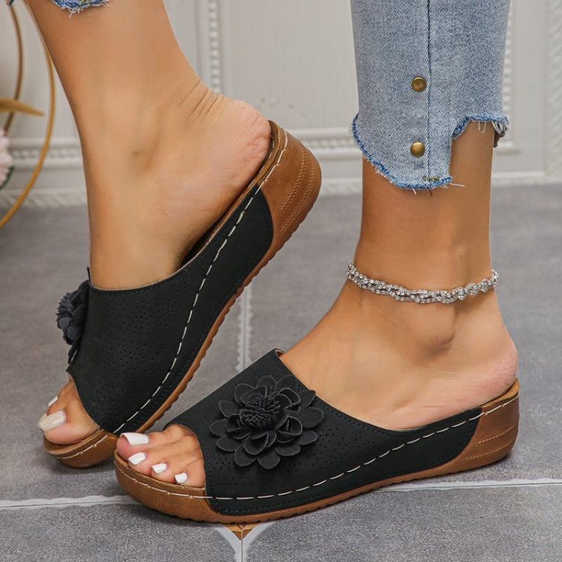 Stylish Women's Seniva orthopedic arch support sandals, ideal summer footwear for women.