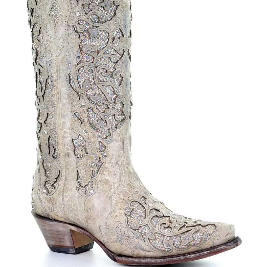 Dazzling sequined women's long boots, retro pointed toe, and sturdy thick heel for fashion.
