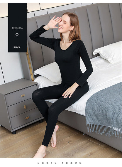 Cozy shaping thermal underwear for women, ideal as a slim fit base layer.
