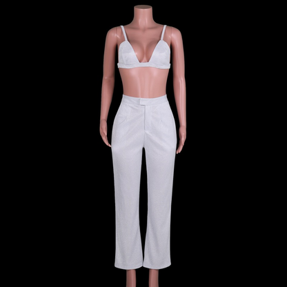 Shimmering silver glitter bra for women, providing a sparkling & dazzling look for any party or evening outfit.