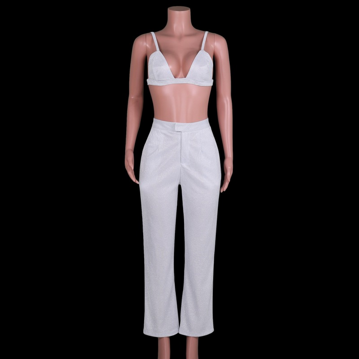 Shimmering silver glitter bra for women, providing a sparkling & dazzling look for any party or evening outfit.