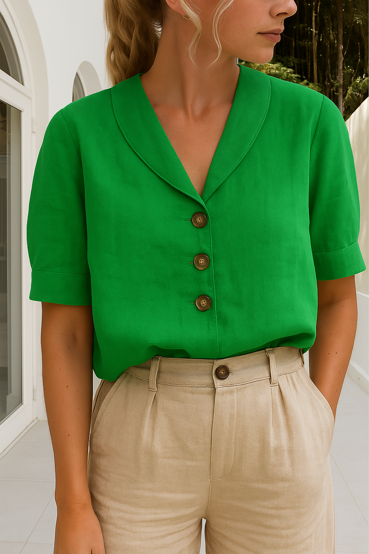 Comfortable relaxed fit women's linen tee with short sleeves, perfect for summer casual wear.