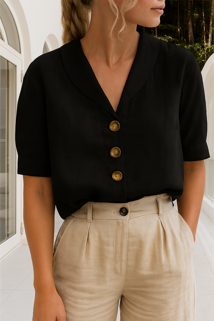 Women's everyday basic short sleeve linen tee, great for a relaxed casual summer outfit.