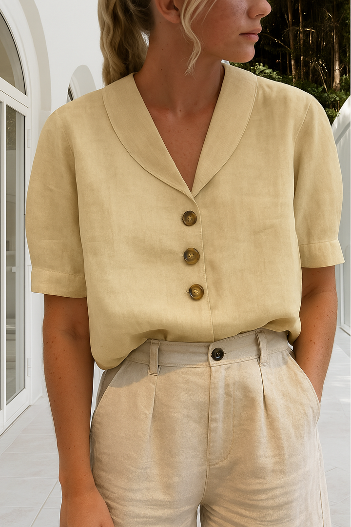 Breathable linen women's t-shirt with short sleeves and relaxed fit for comfortable spring/summer wear.