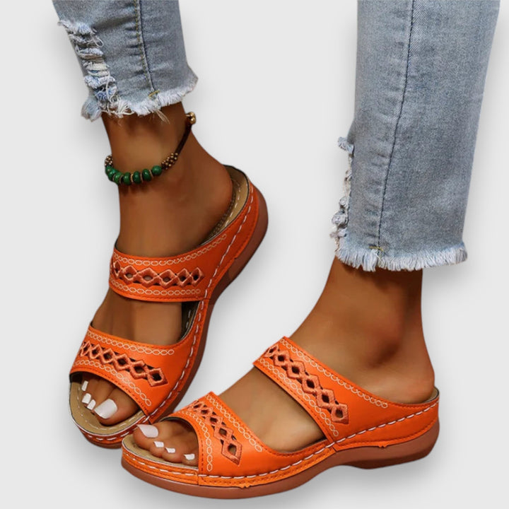 Sierra women's wide fit comfort sandals. Lightweight, open-toe slip-on style for casual summer everyday wear.