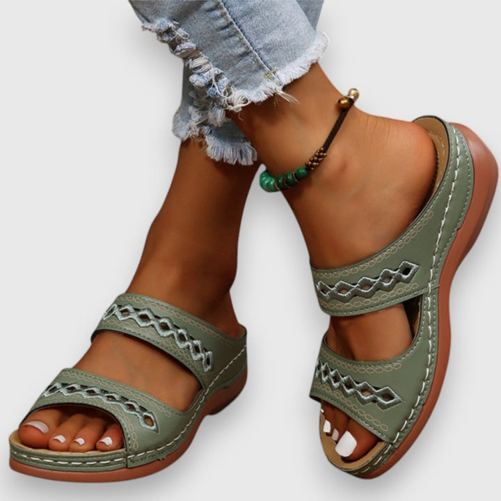 Women's Sierra wide fit comfort sandals. Lightweight, slip-on, everyday casual footwear for summer.