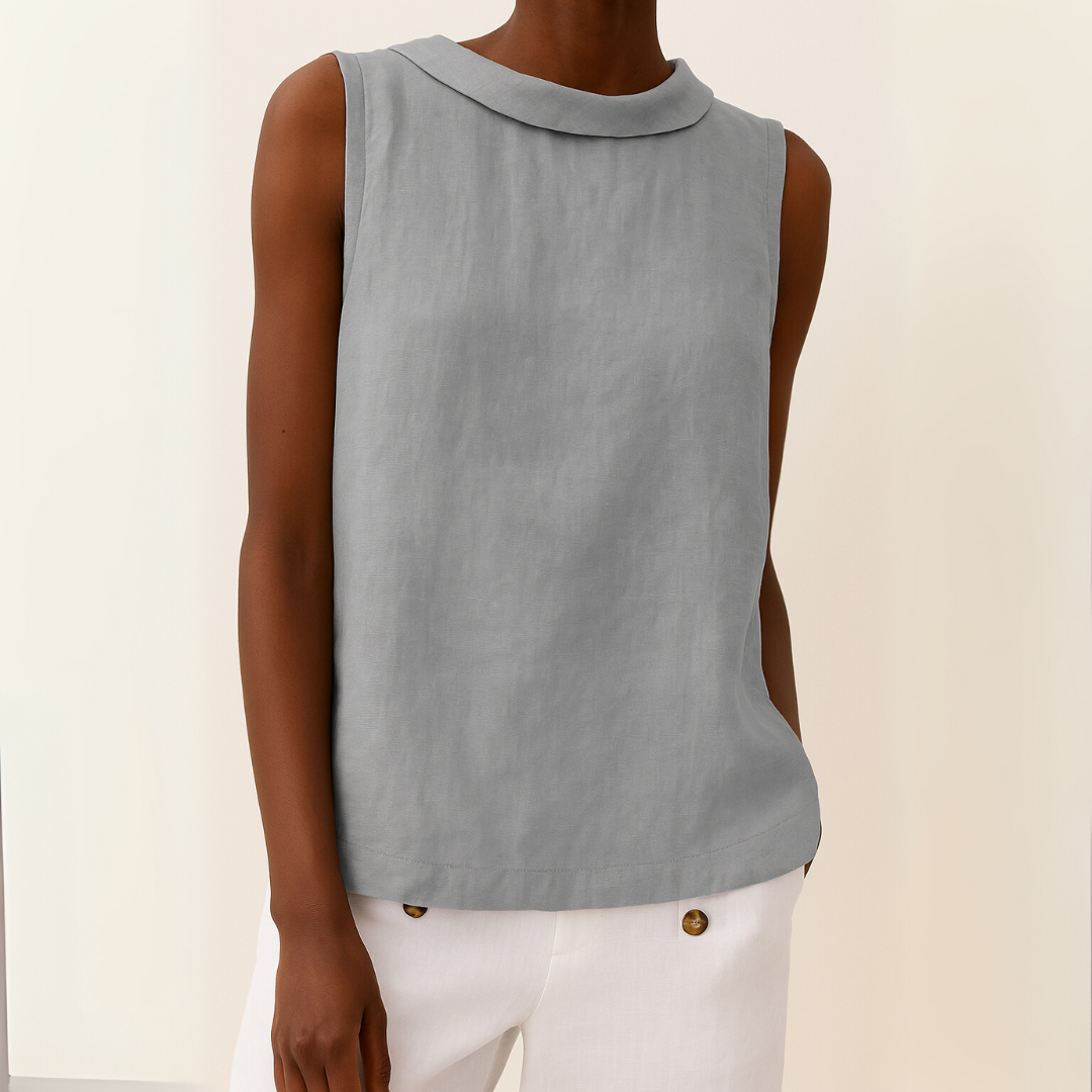 Women's sleeveless casual blouse with round neck, perfect for everyday summer wear.