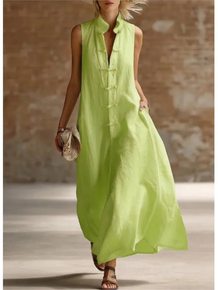 Stylish women's sleeveless maxi shirt dress. Versatile day dress for summer and vacation wear.