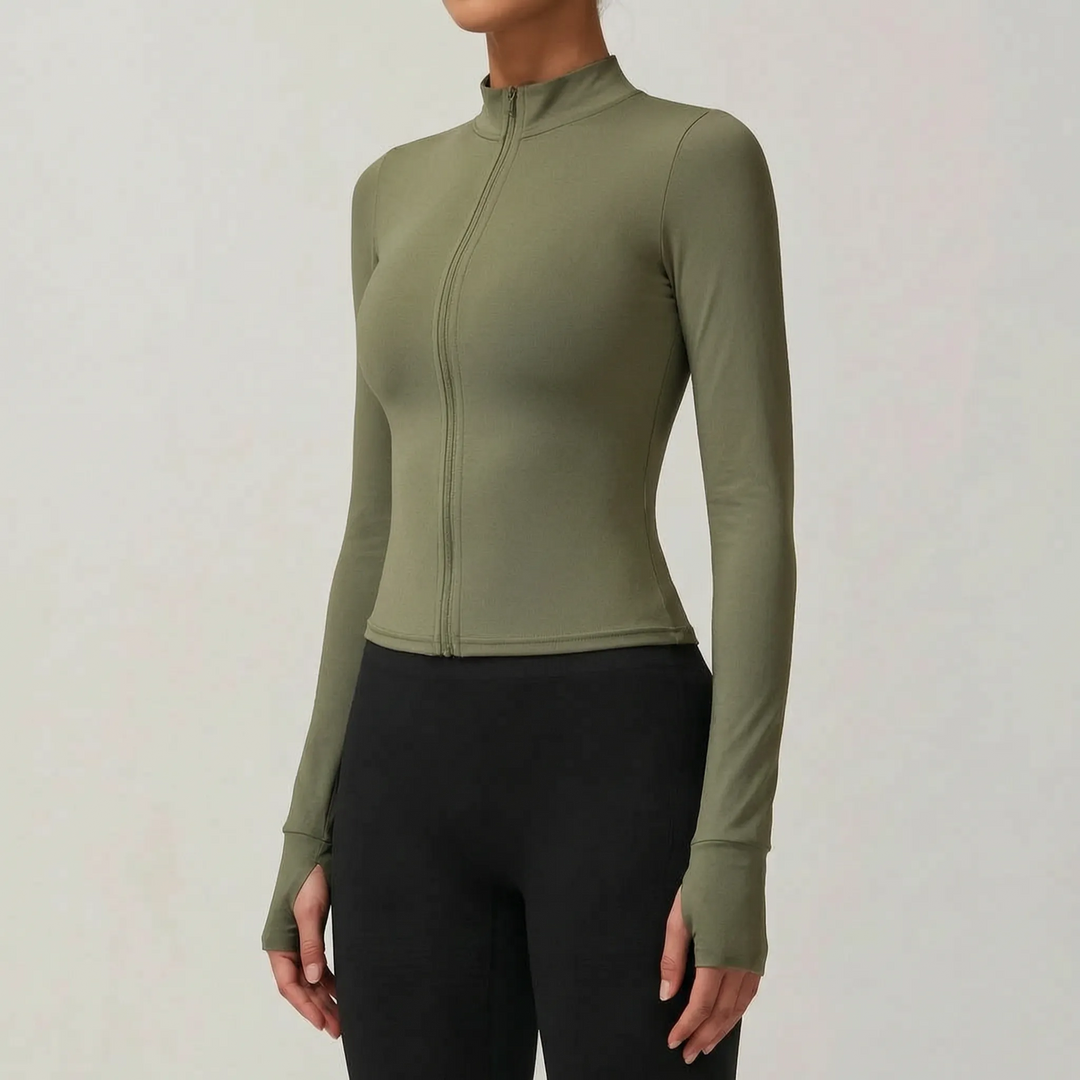 Comfortable women's active sports jacket, slim fit, with secure pockets, ideal for warm-ups & training.