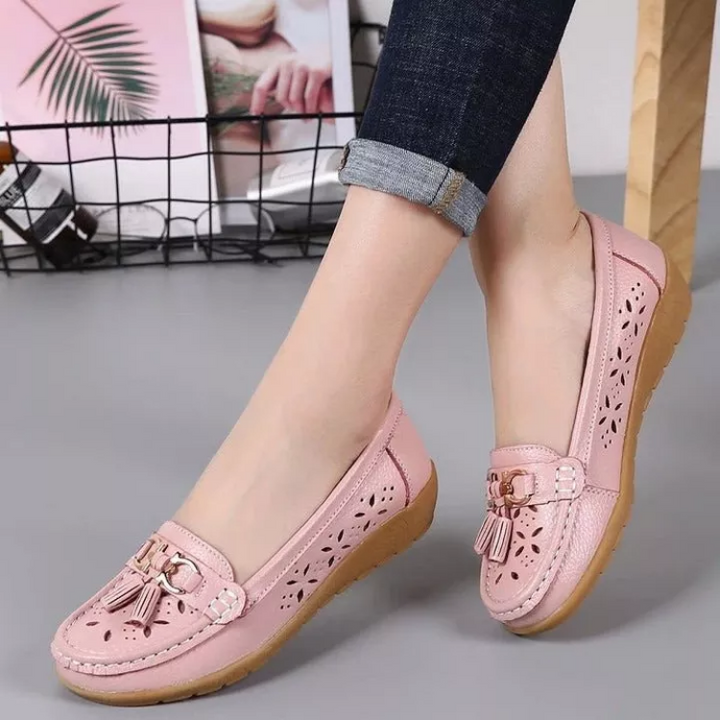 Women's soft breathable moccasin sandals, perfect for summer comfort and everyday wear.