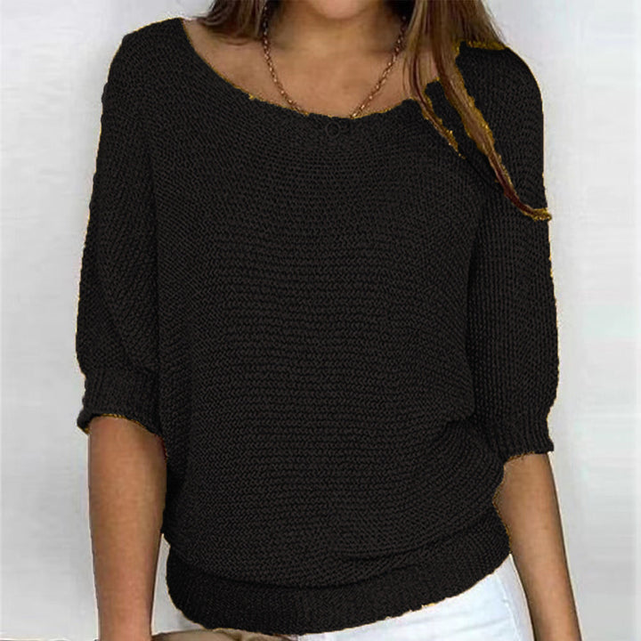 Effortless style women's soft knit sweater. Casual long-sleeve top for daily comfort and versatility.