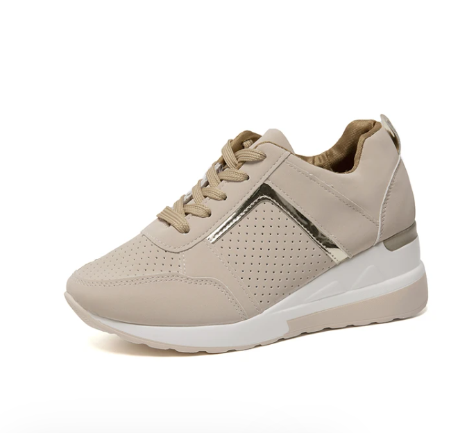 Everyday women's sneakers with soft, flexible fit & excellent cushioning. Ideal for walking & casual comfort.