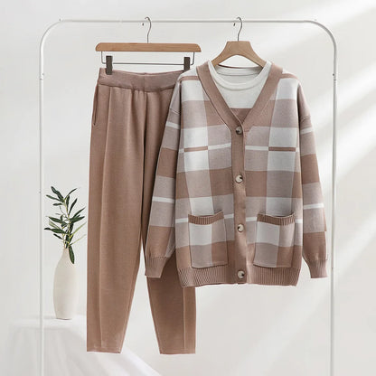 Matching women's soft knit 3-piece set, ideal for a casual, comfortable everyday outfit or relaxed travel wear.