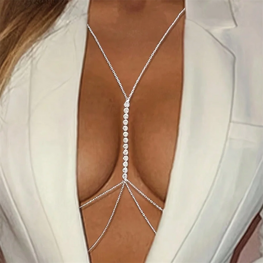 Women's sparkling rhinestone chest necklace, an elegant bodychain statement jewelry piece for glamorous occasions.