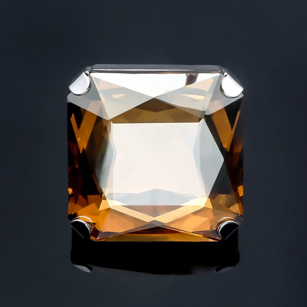 Glamorous women's statement ring featuring dazzling rhinestones, perfect for parties & elegant occasions.