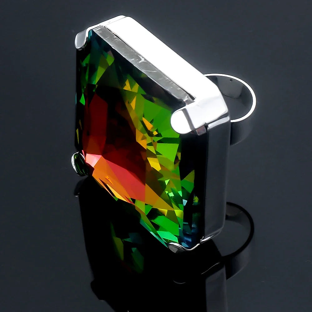 Luxurious women's sparkling rhinestone ring, exquisite statement jewelry, perfect glamorous gift for women.
