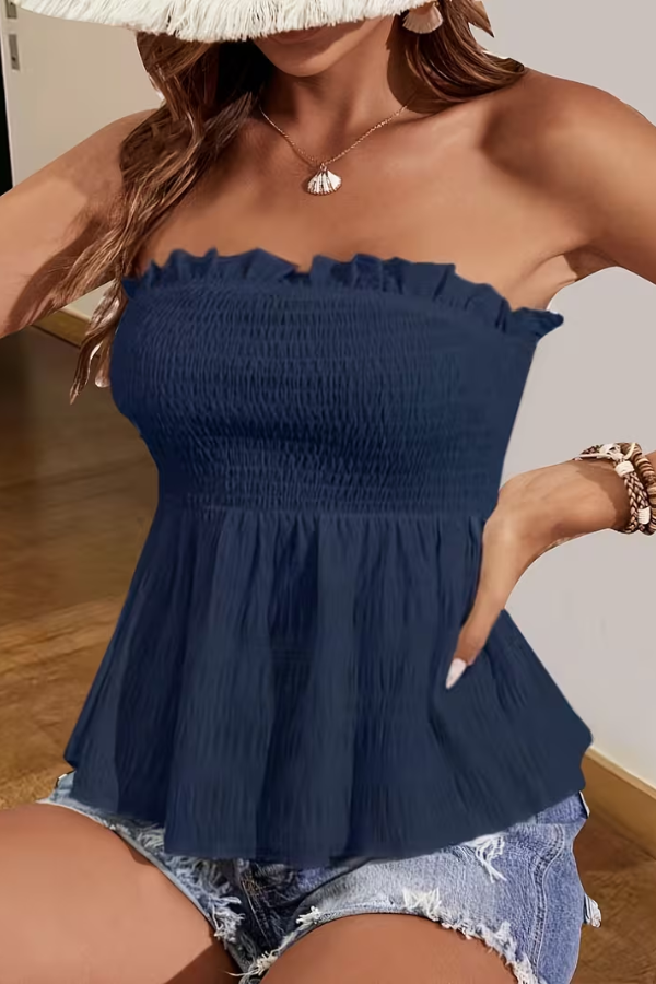 Comfortable strapless tube top for women, backless design. A versatile summer crop top for everyday style.