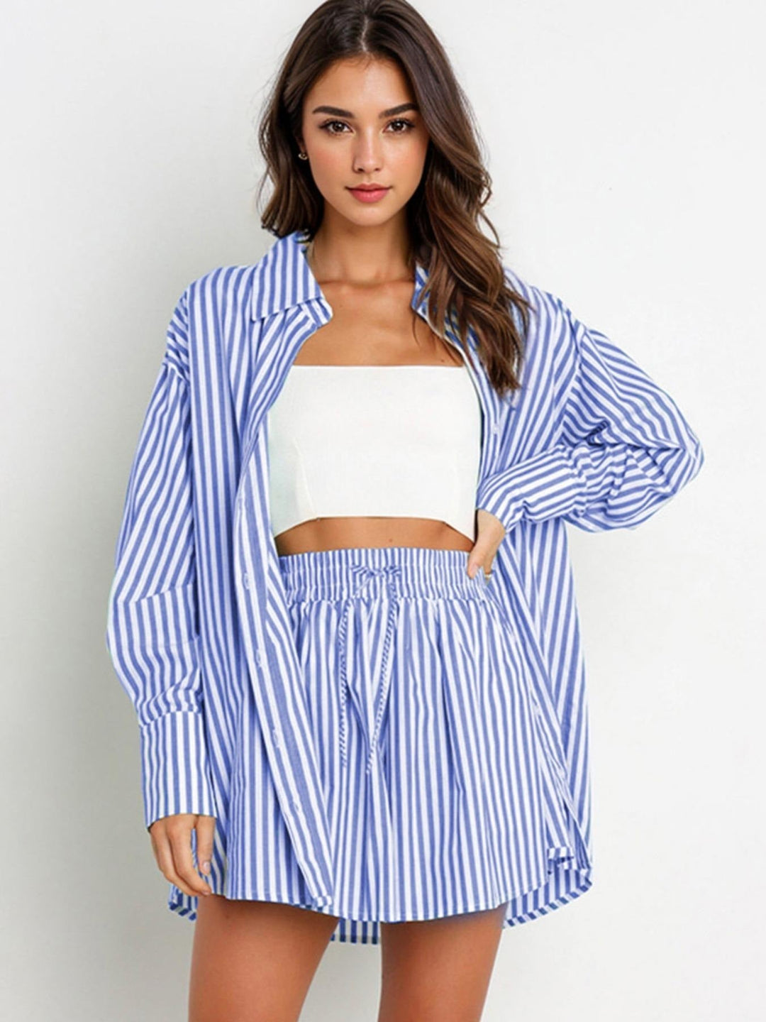 Comfortable women's striped oversized two-piece lounge wear. Ideal for summer casual or resort outfits.