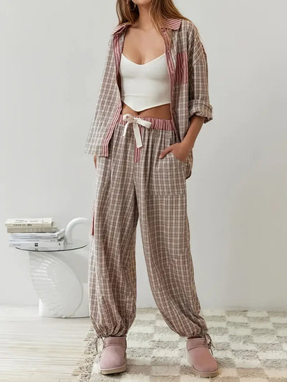 Comfy women's striped plaid lounge set, ideal casualwear or pajamas for spring & summer relaxation.