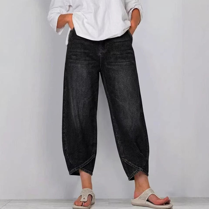 Trendy women's barrel leg cropped denim jeans for versatile fashion and comfortable casual wear.