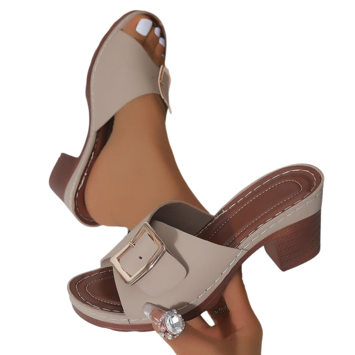 Comfortable everyday summer sandals for women, featuring a lightweight and stylish design.