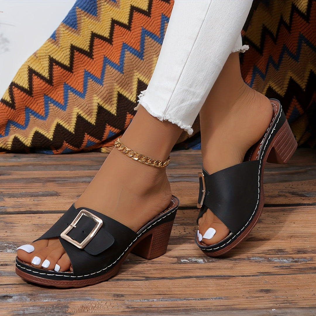 Summer-ready comfort sandals for women, featuring a lightweight, chic, and open-toe design.