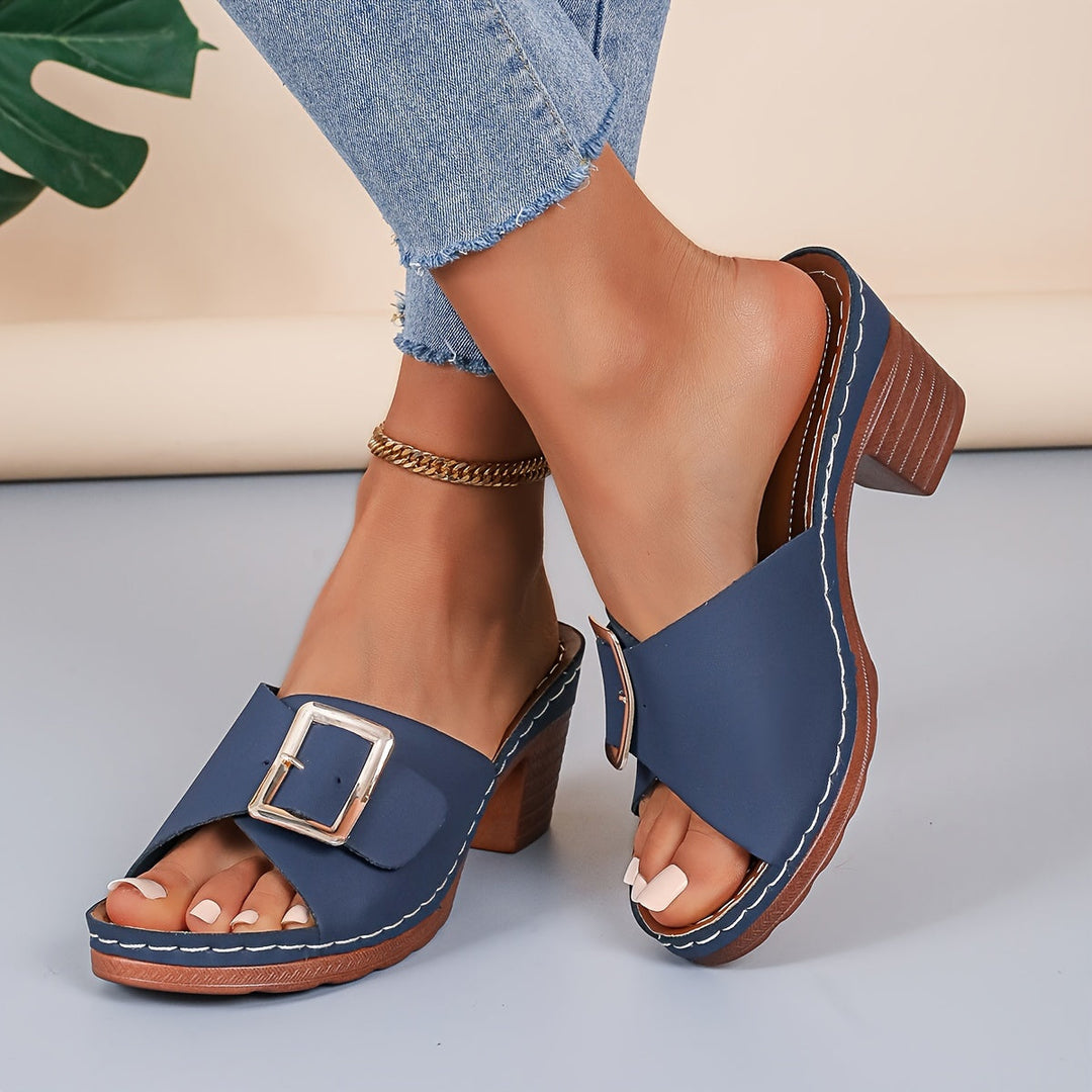 Model wearing chic women's casual sandals, perfect for versatile everyday summer outfits.