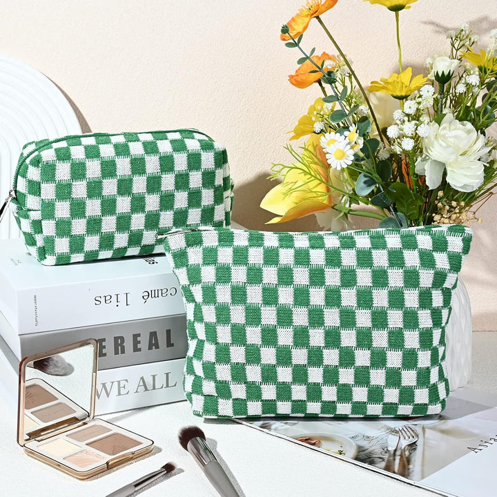 Sleek checked beauty case, women's make-up solution.