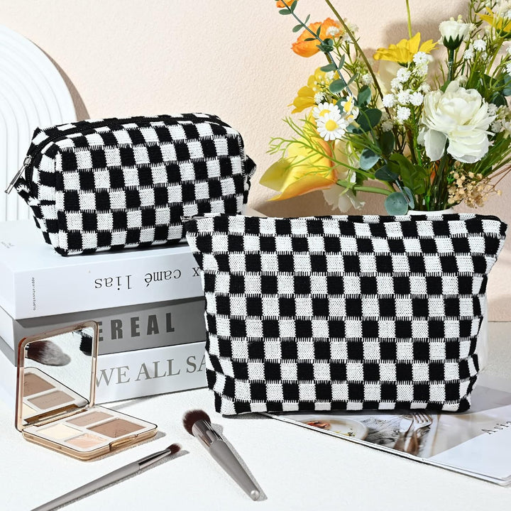 Versatile 2-piece checked pattern make-up organizer.
